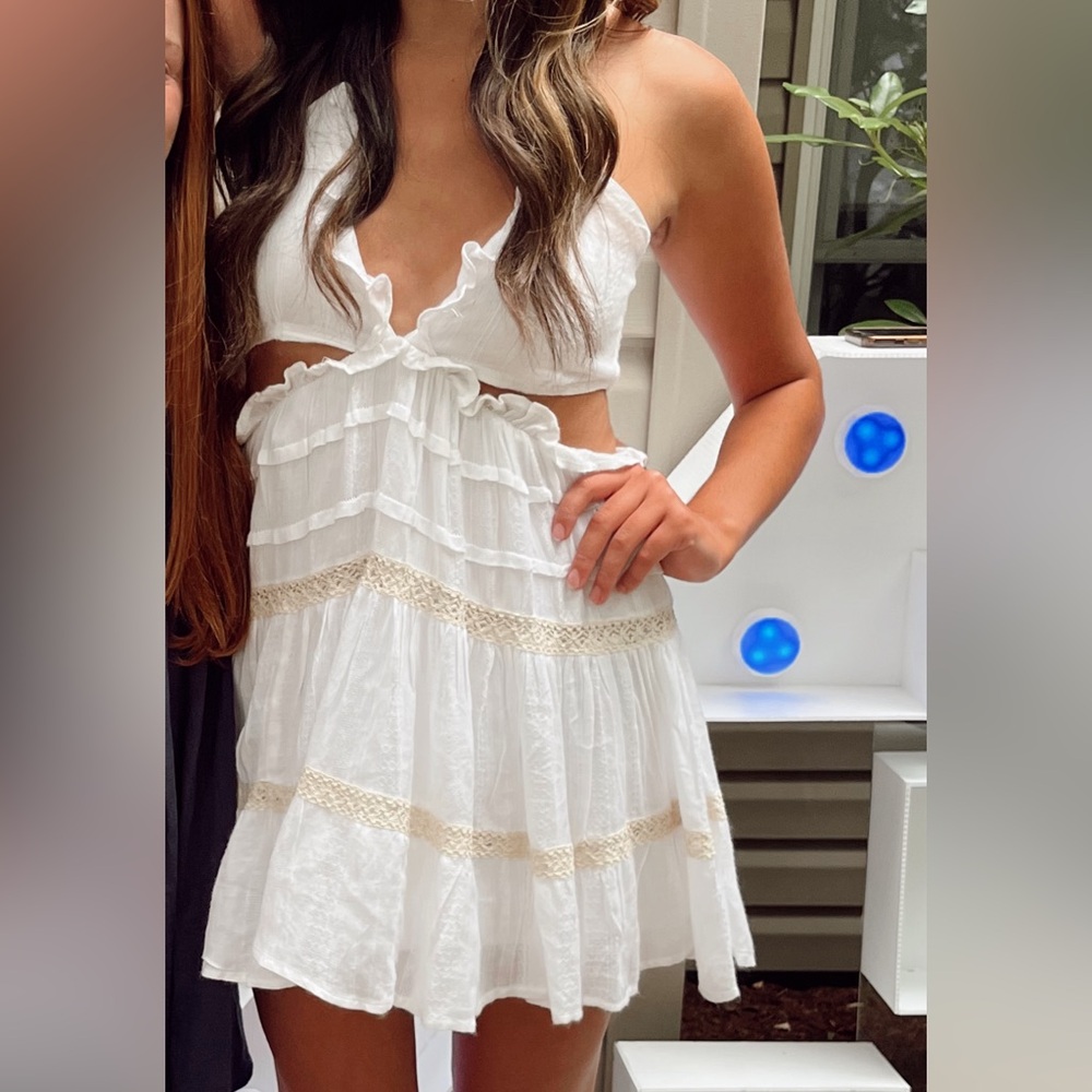white dress